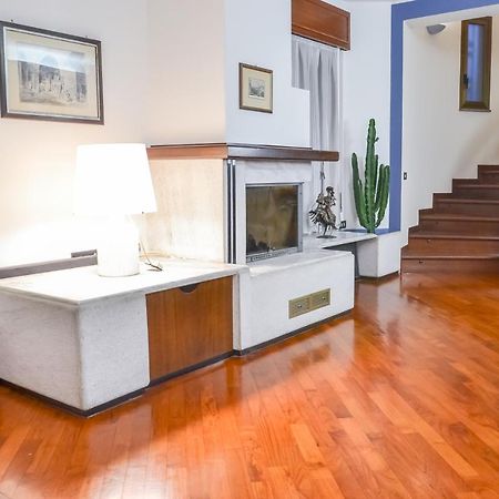 Flatmilan Hotel Чернуско сул Навильо Екстериор снимка