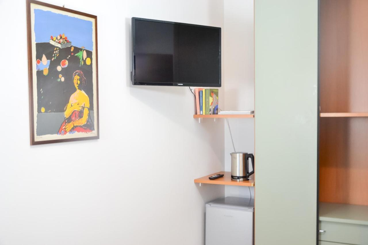 Flatmilan Hotel Чернуско сул Навильо Екстериор снимка