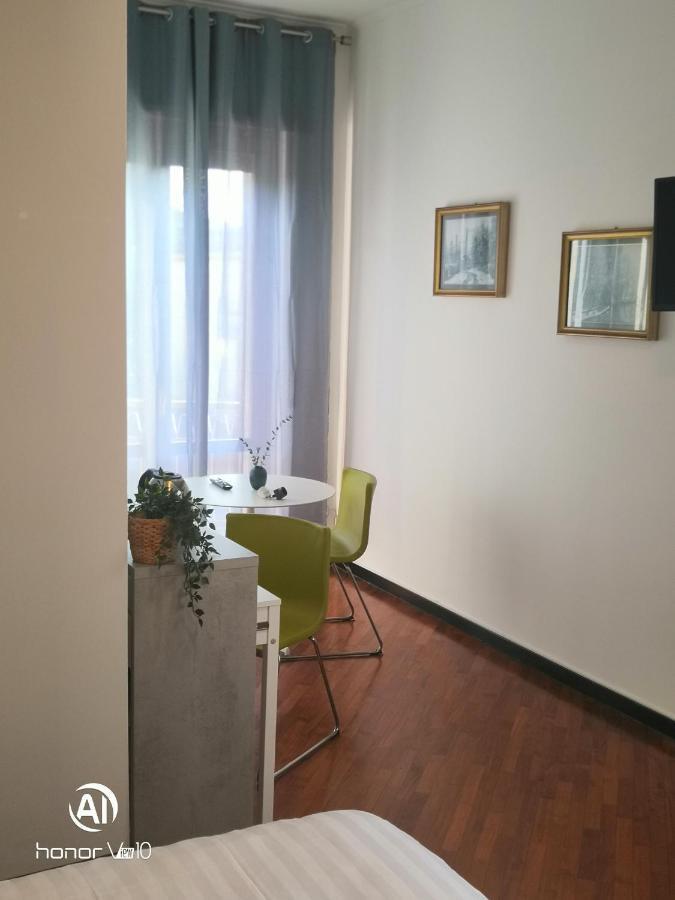 Flatmilan Hotel Чернуско сул Навильо Екстериор снимка